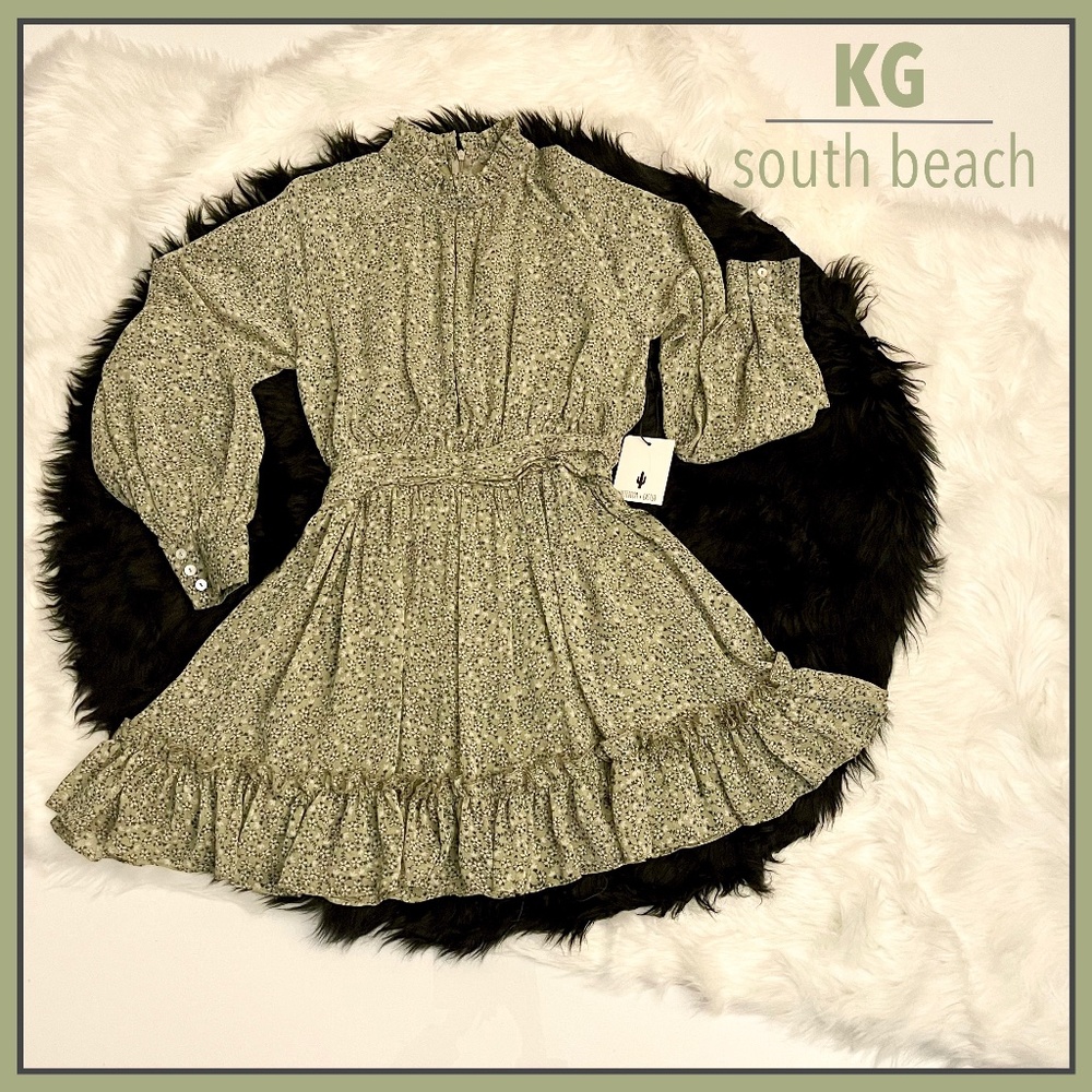 WR+C! Upscale Boutique Label Trendy Victorian Look